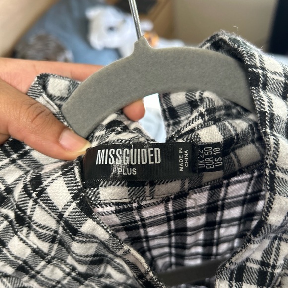 Missguided Flannel Shirt - Picture 9 of 10